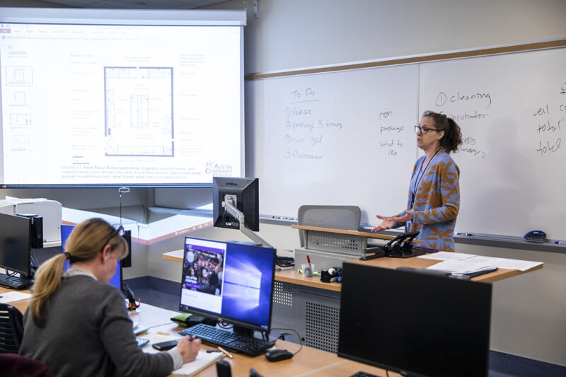 Biotechnology class taught by Assistant Professor Amy Leksana