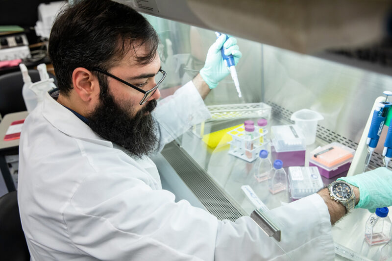 Students in Biotechnology class