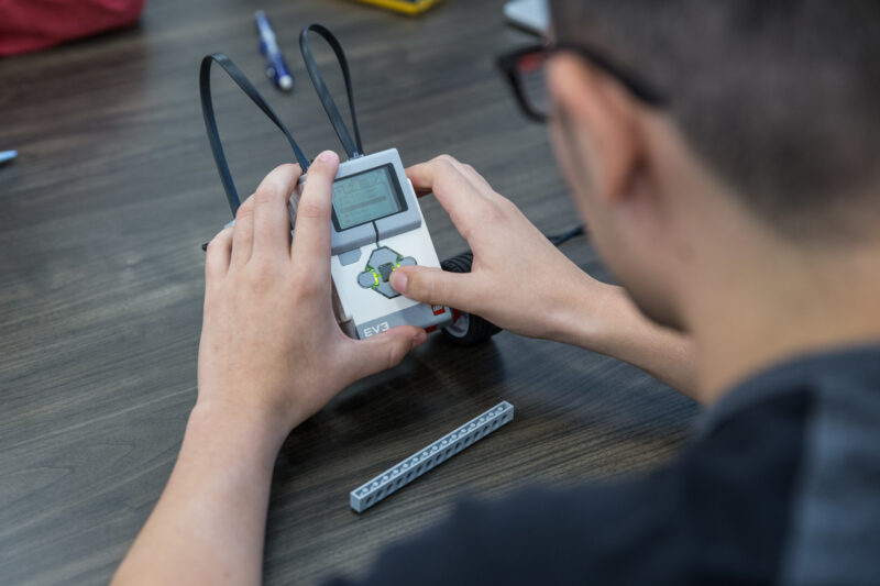 ACC engineering class at the Highland Campus Building. 4000.