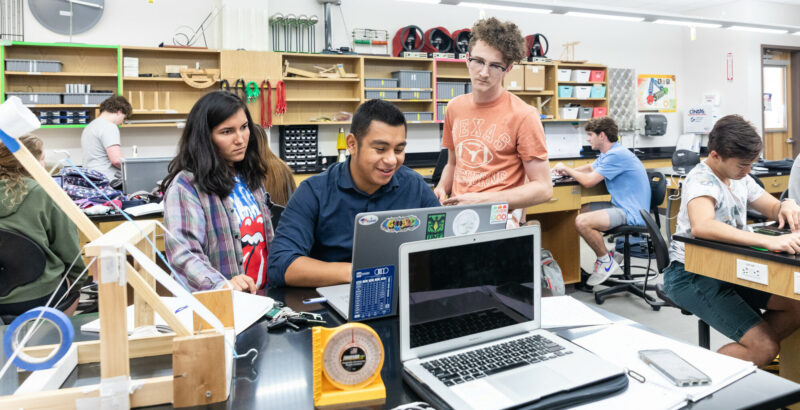 Mechanics physics lab at the Highland Campus.